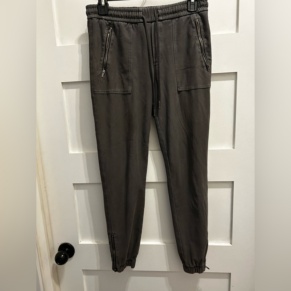 Athleta Farallon Weekender gray pants